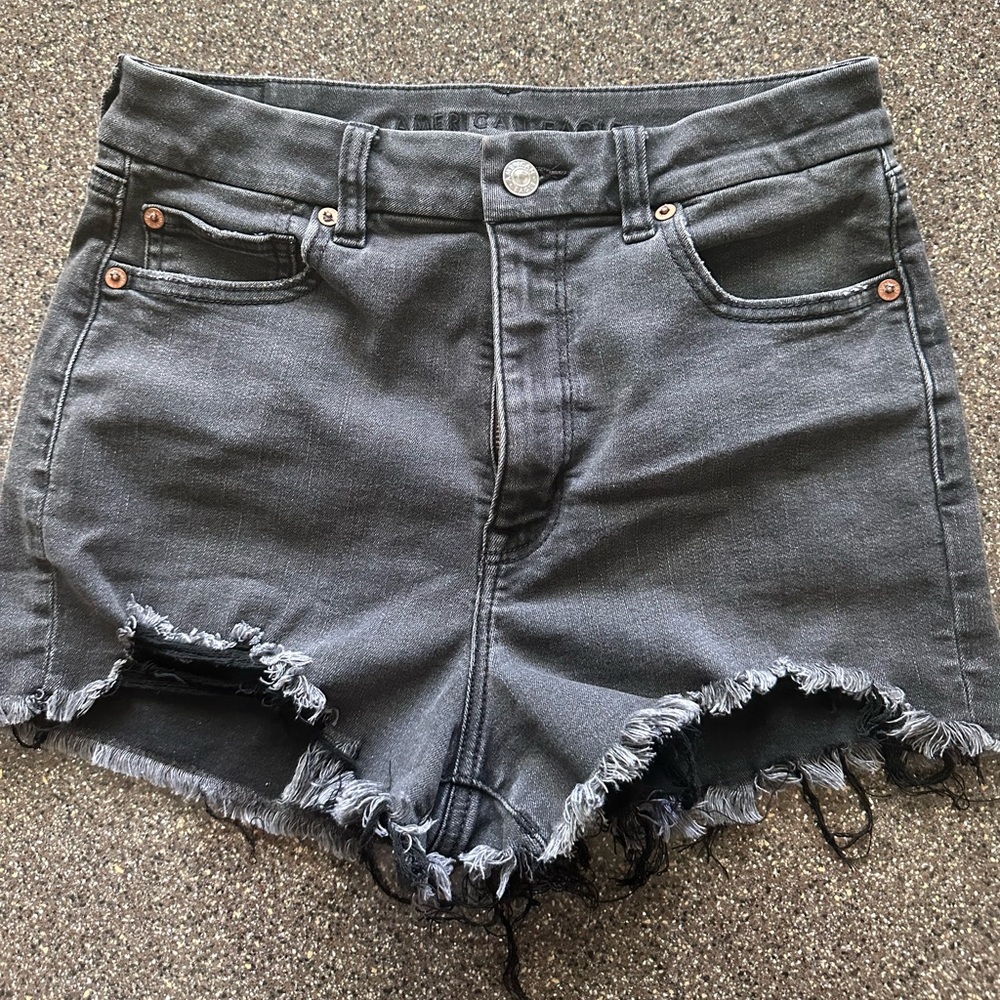 AE Ne(X)t Level Curvy High Waisted Short Short. Size 6. Color: Black